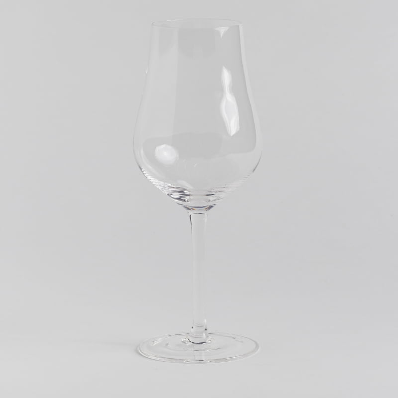HILD VERRE A PIED