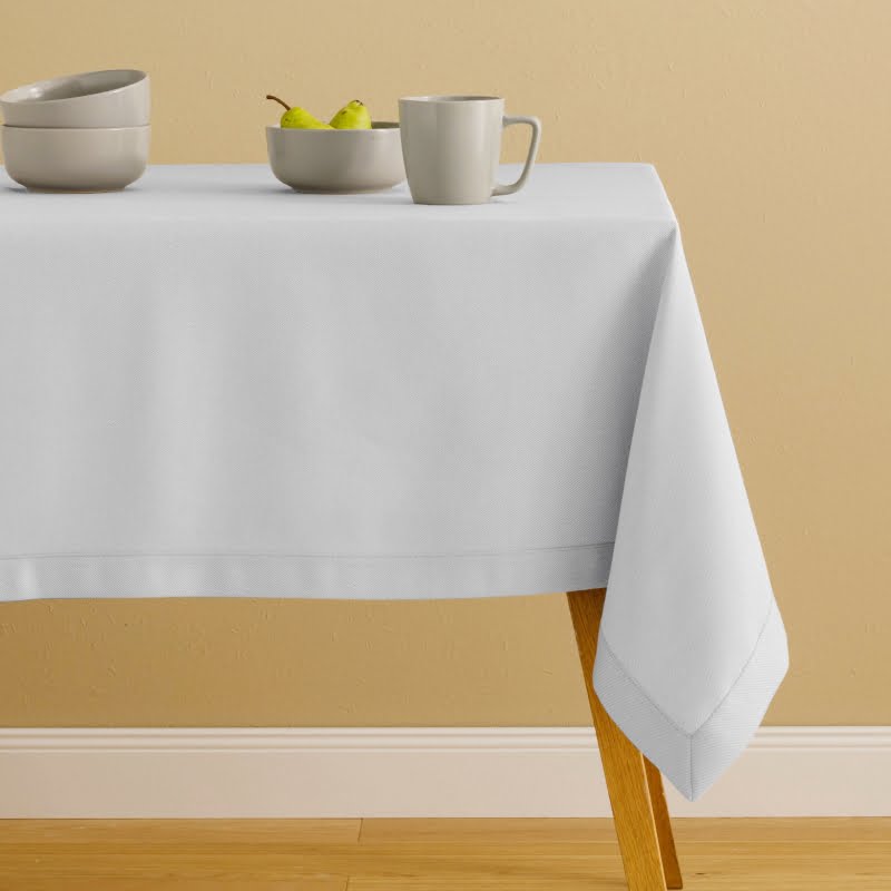 SAUSA NAPPE 8-10 CHAISES